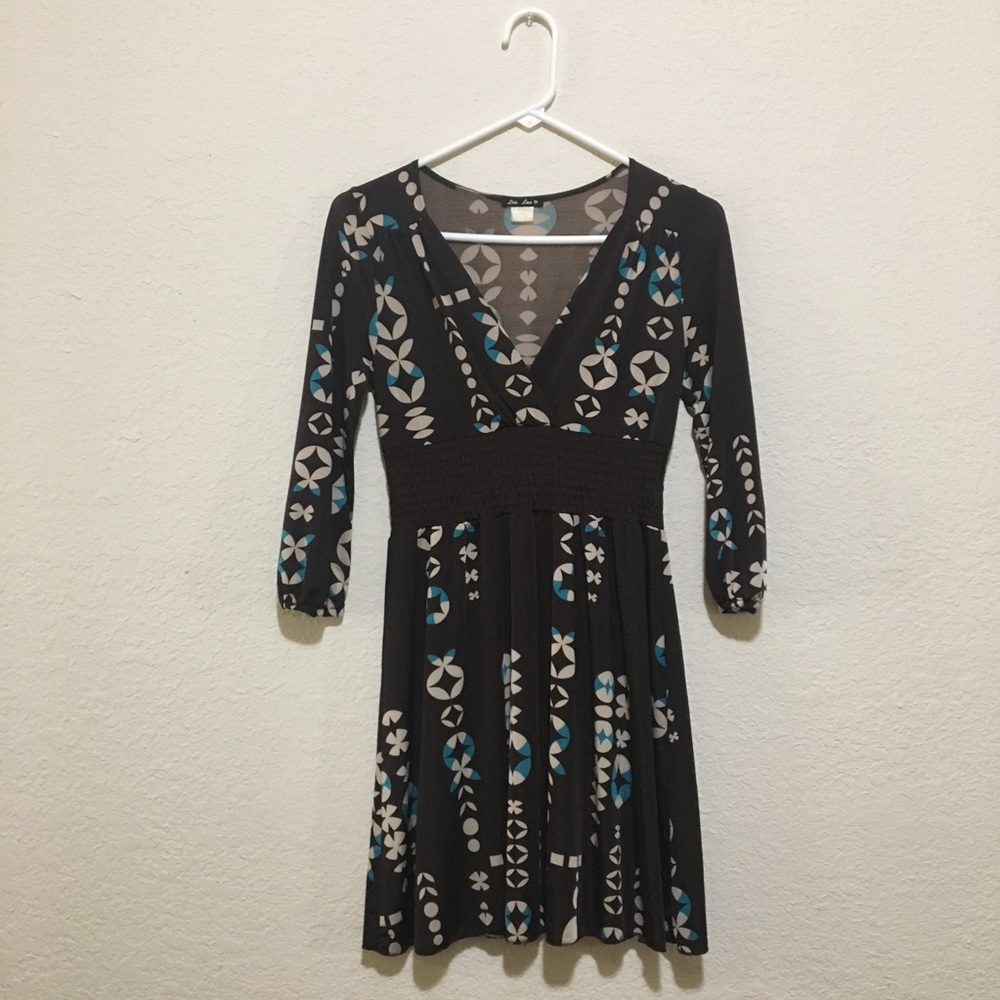 Quarter Sleeve V Neck Flow Fall Pattern